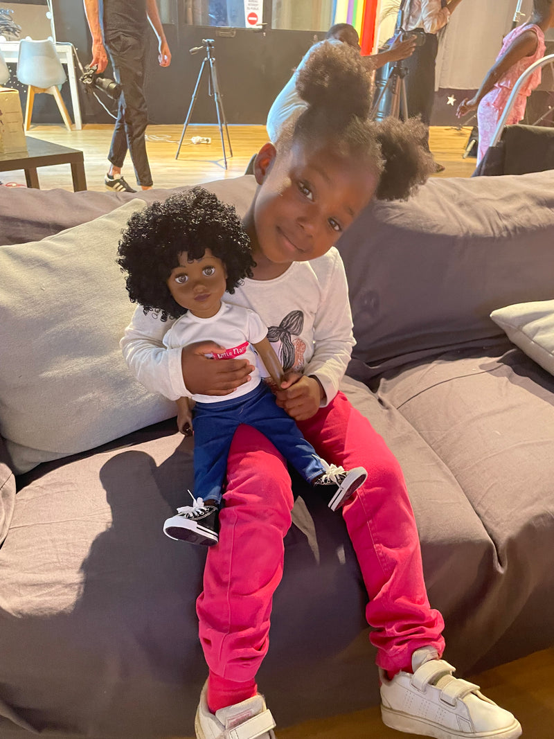 Poupée noire Little Happy — poupée afro 46 cm aux cheveux à coiffer, dès 3 ans