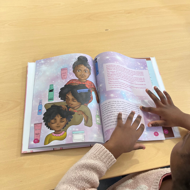 Tome 1 — Maman m'apprend à m'occuper de mes cheveux afro | Livre bilingue dès 6 ans